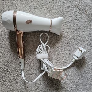 T3 Featherweight Hair Dryer